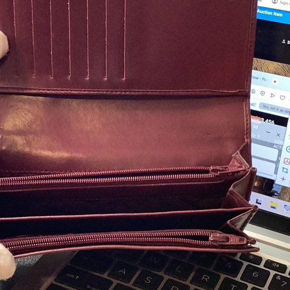 Giveaway - Picture 2 of 6